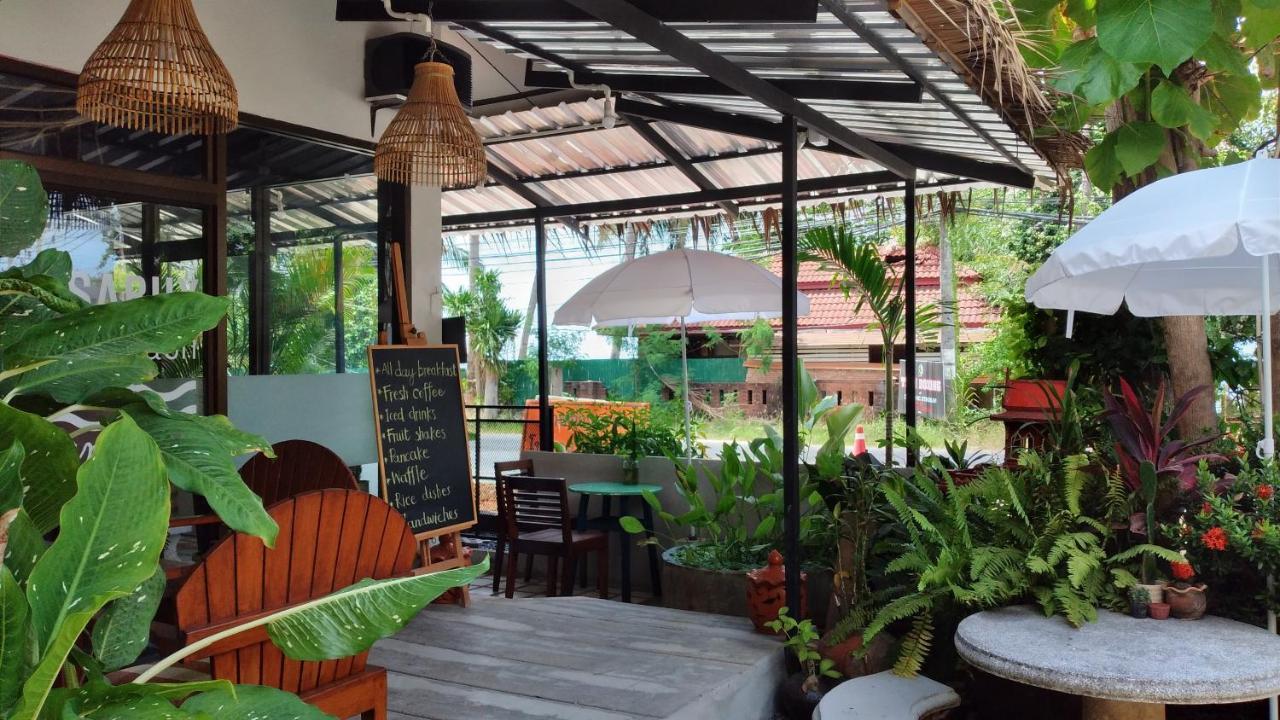 อยู่สบาย เรสซิเดนซ์ Hotel Maret ภายนอก รูปภาพ