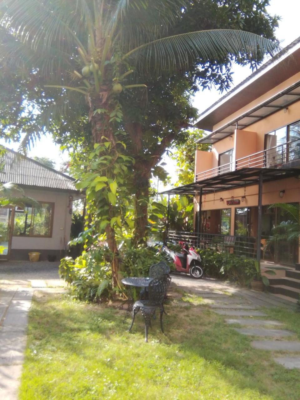 อยู่สบาย เรสซิเดนซ์ Hotel Maret ภายนอก รูปภาพ
